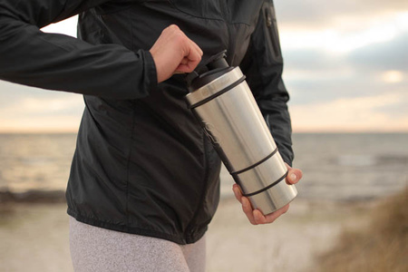 METALSHAKE Stalowy Shaker Butelka Pearl White 600 ml